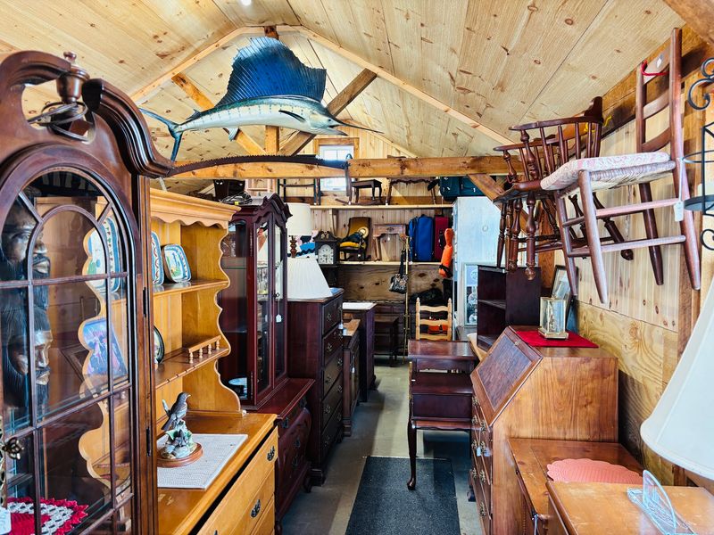 Fisherman's House Thrift Shop