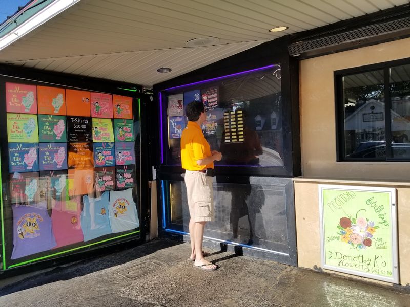 Hours, Ordering Tips, and What to Expect