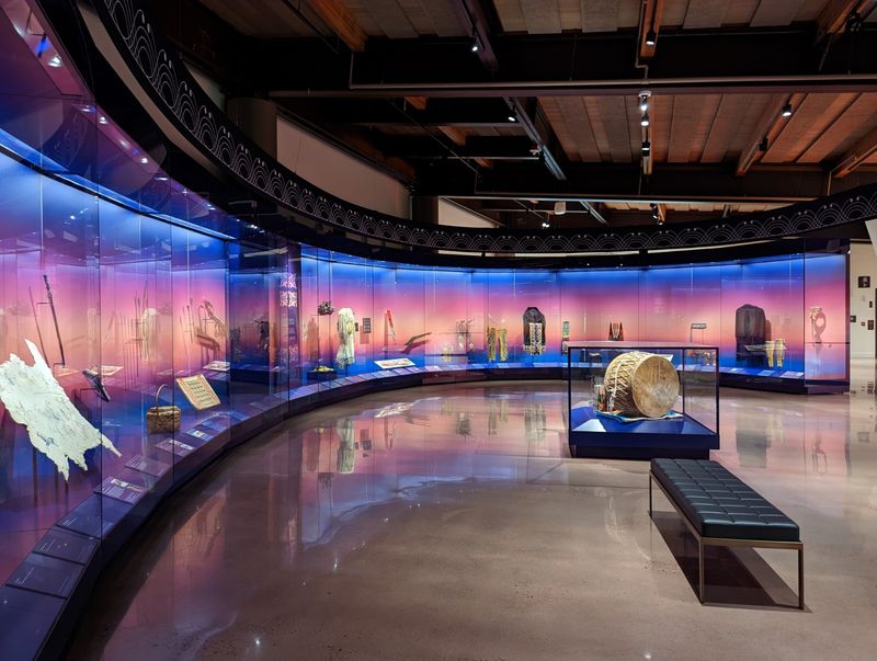 The Main Gallery Turns Time Into A Circle