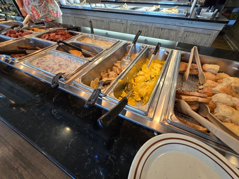 Breakfast, Lunch, And Dinner On A Farm Schedule