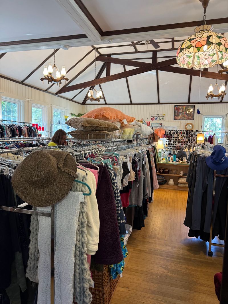 Brewster Thrift Store