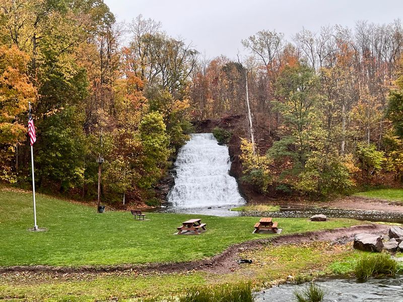 Holley Falls Park Borrows From The Canal