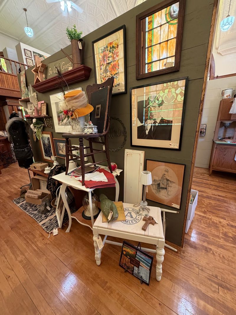 Checkout At The Old Pulpit