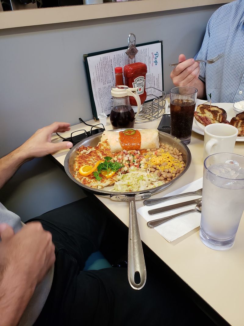 Skillets And Omelets With Serious Size