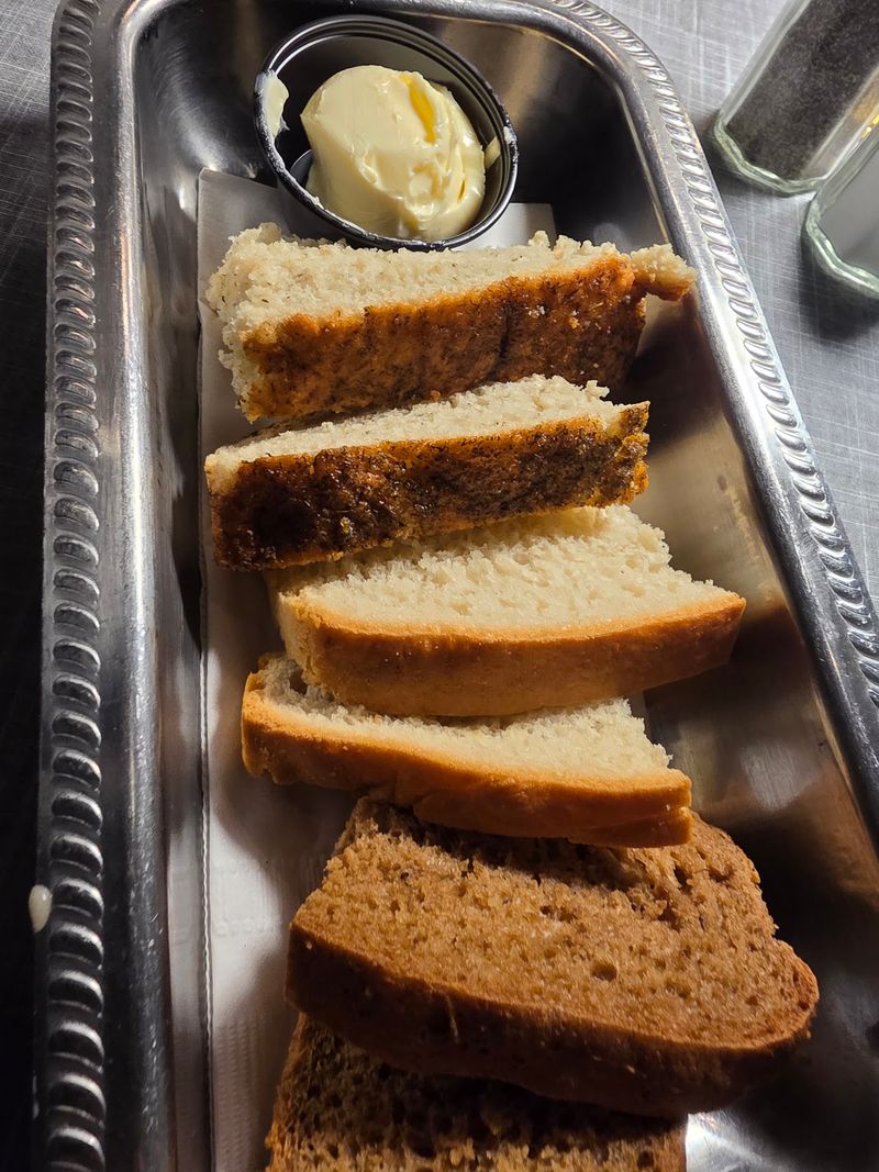 Warm Bread Baskets That Start Things Off Right