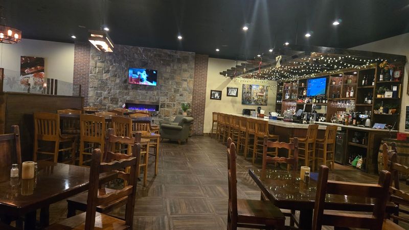 GrapeVine's Casual Italian Dining