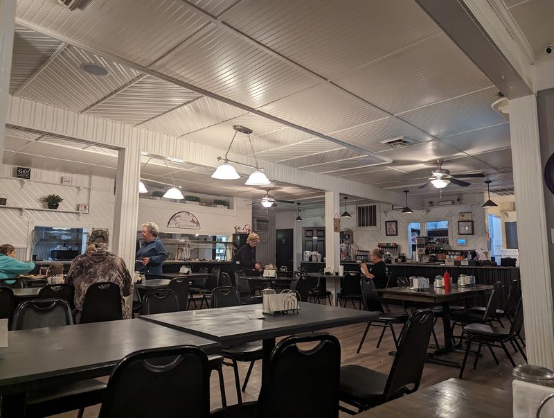 Betty’s Country Cooking- Columbia, Ky