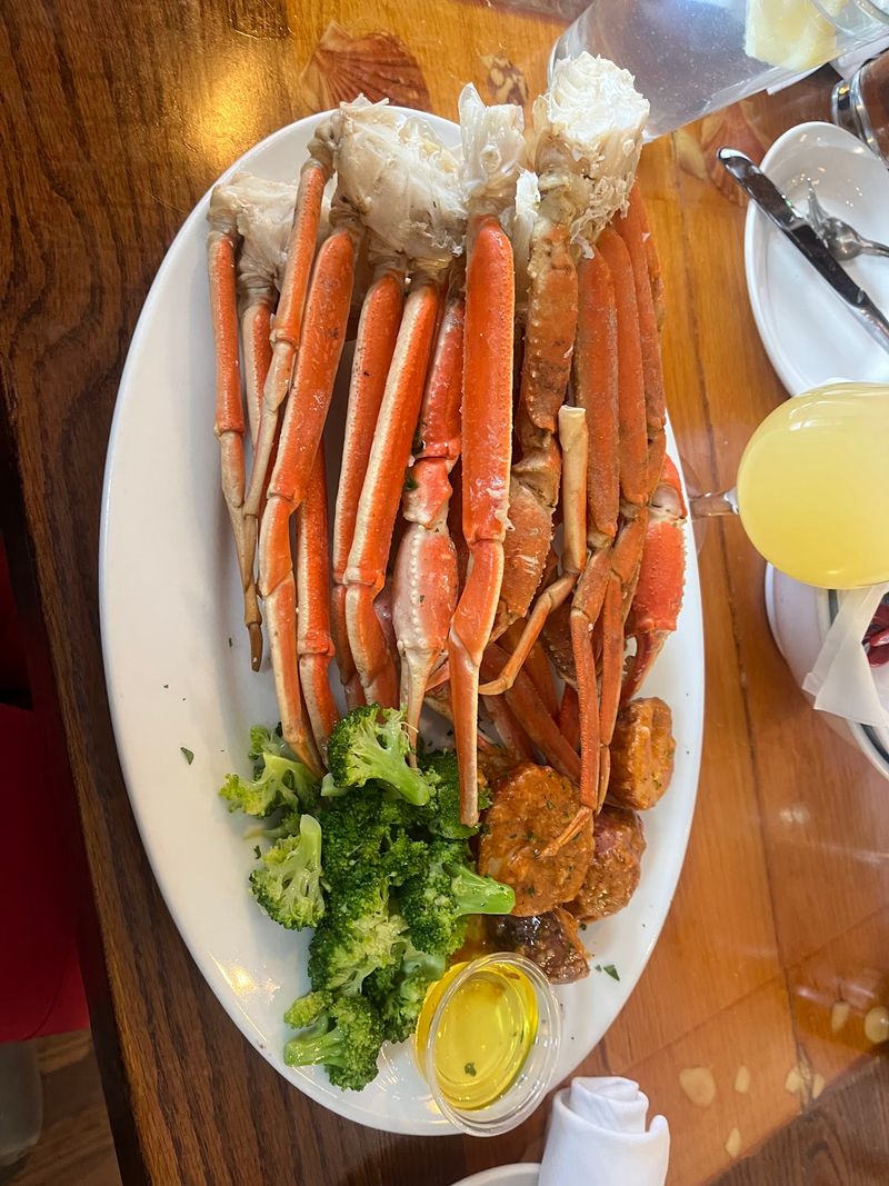 How the Bottomless Snow Crab Works