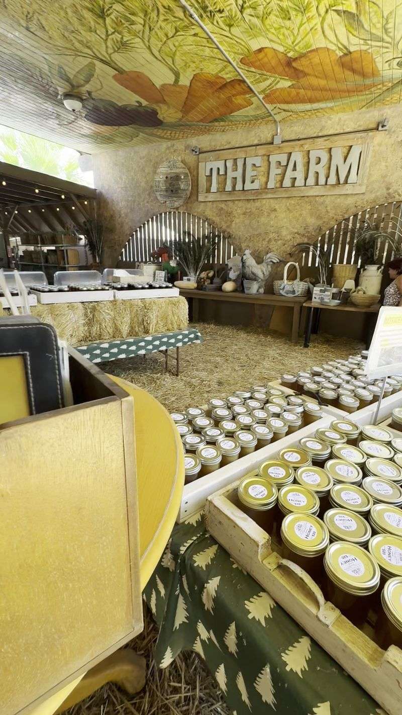 THE LAS VEGAS FARM, Las Vegas