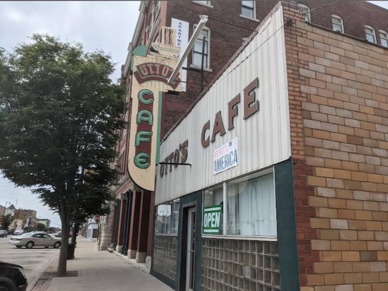 Otto's Cafe
