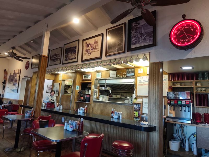 The Red Hut Café