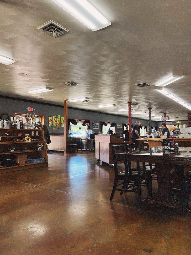 Schwartz Family Restaurant, Eckerty, IN