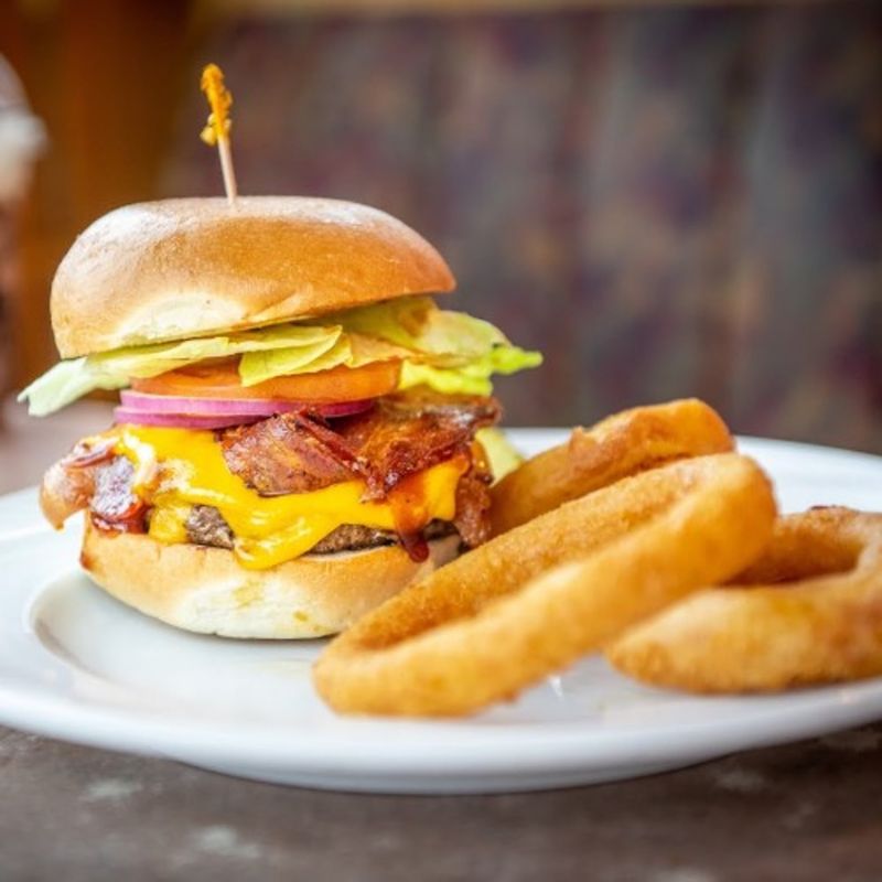 Can't Stay? Your Diner Favorites Can Come Home Anyway