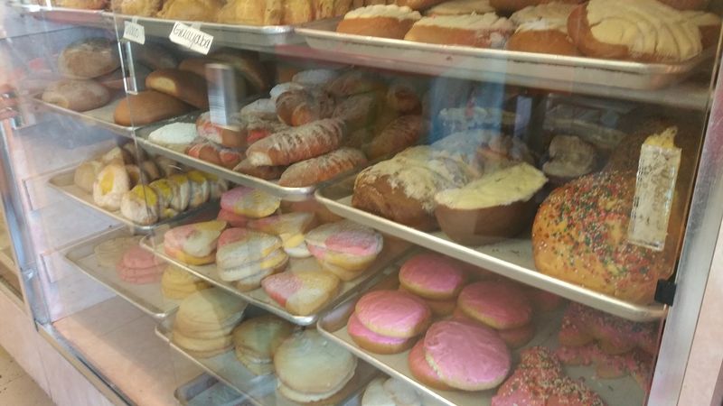 Panadería Azteca Bakery