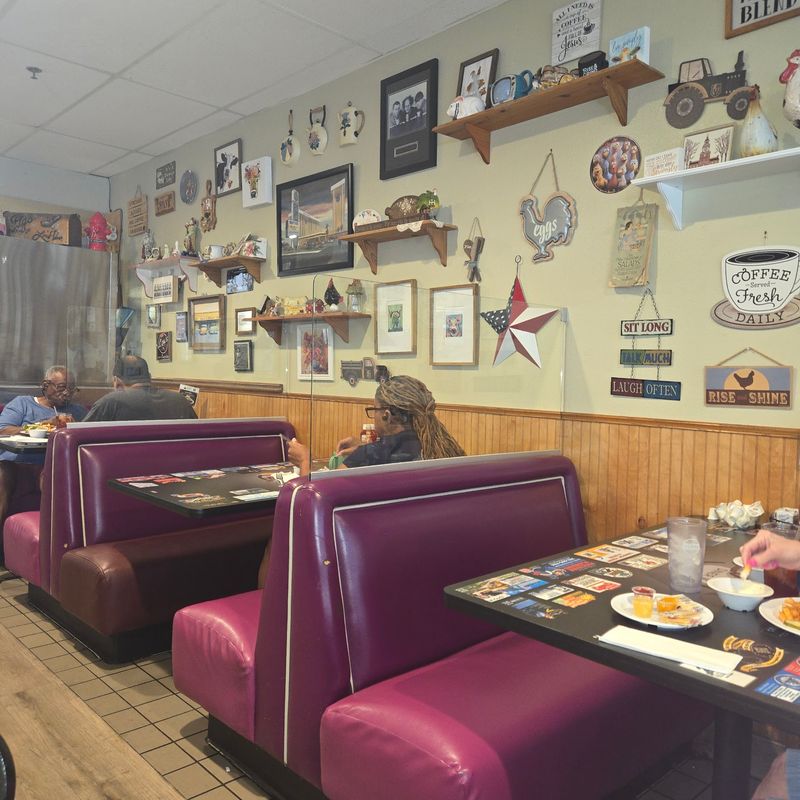 Lou's Diner