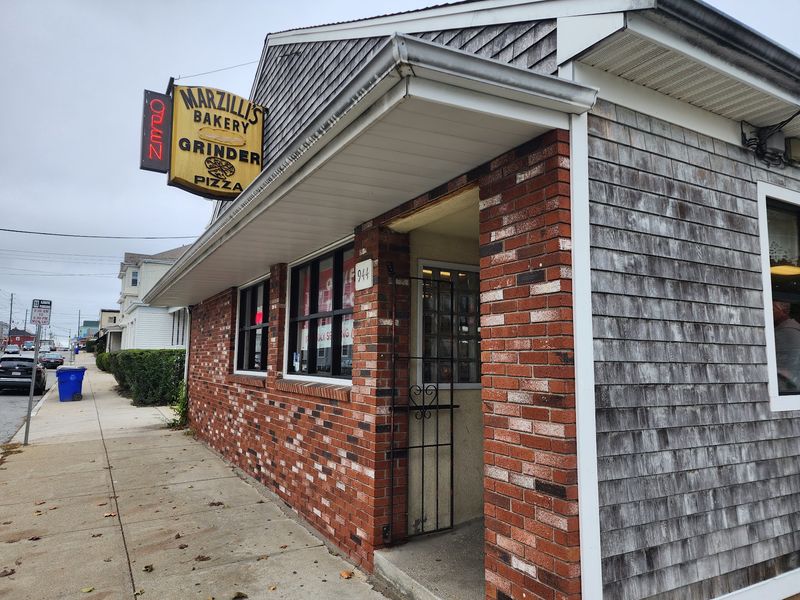 Marzilli’s Bakery