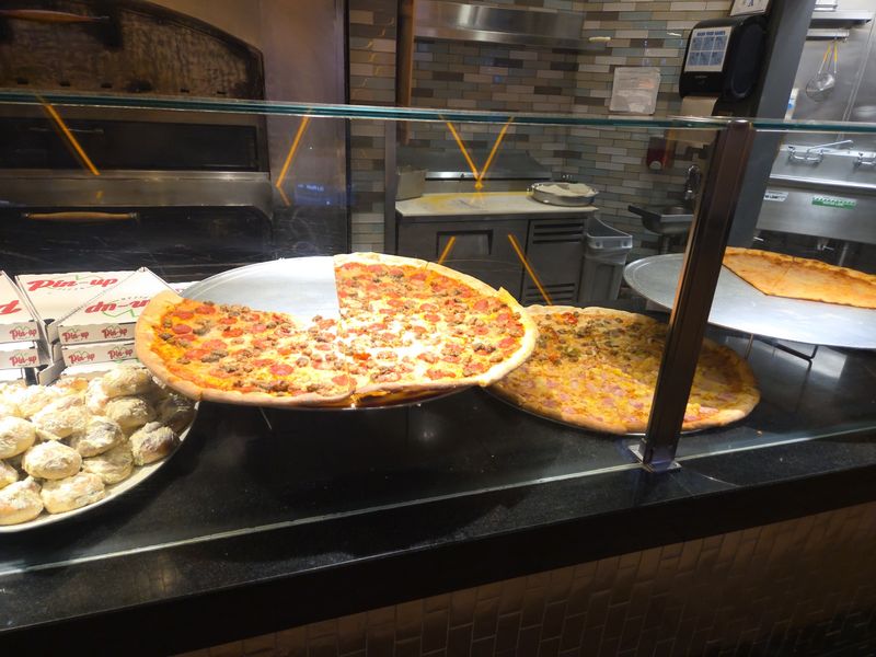 Pin-Up Pizza