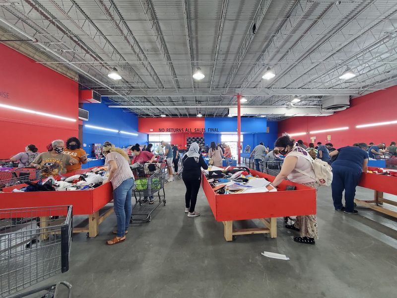 That Siren Means Fresh Tables Just Hit The Floor