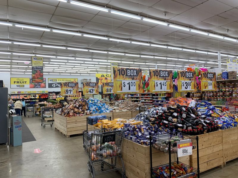Real Cashiers And Quick Lines