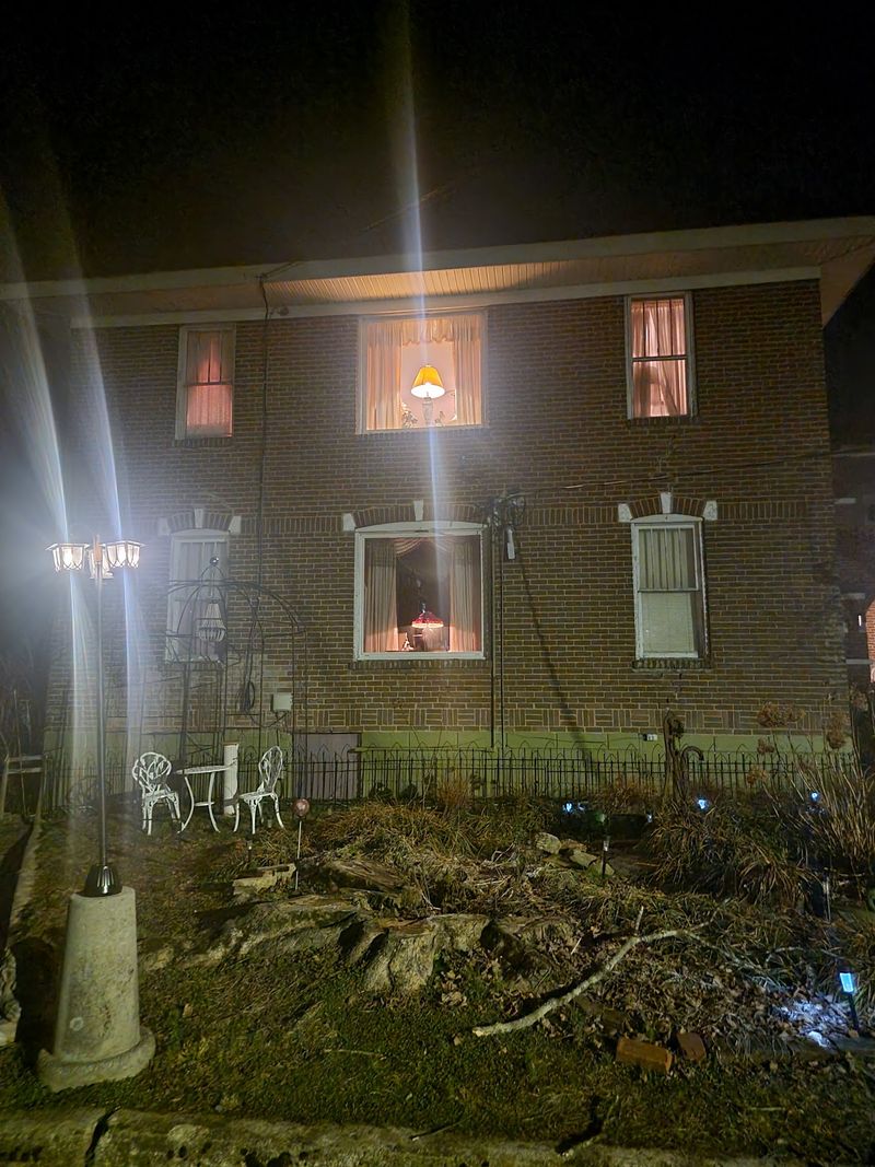 How An Overnight Ghost Hunt Actually Works