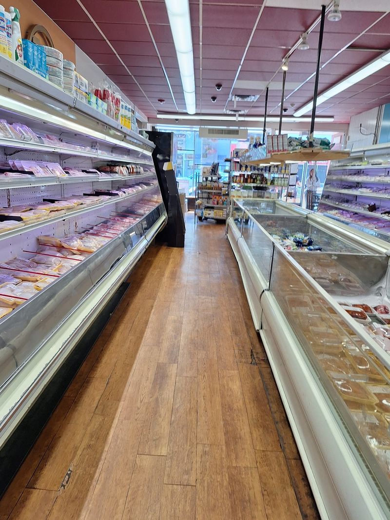 McKinnon's Meat Market, Somerville