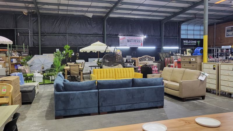 Furniture, Mattresses, And Big Appliances