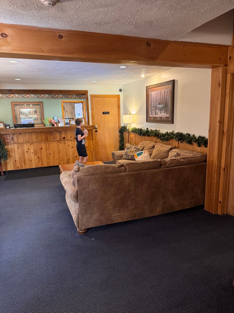 Mornings Start Easy With Breakfast In The Lobby