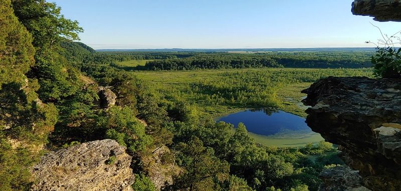 Where Bluff Meets Bottomland