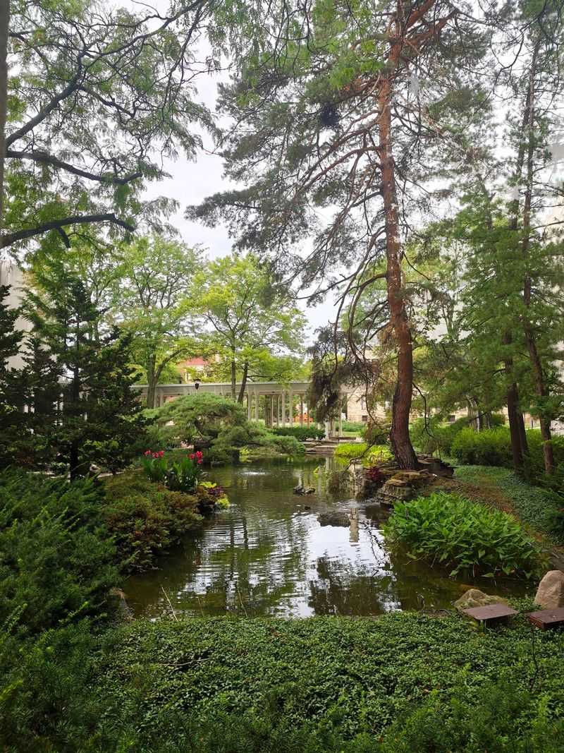 An Art Museum And Arboretum Worth The Detour