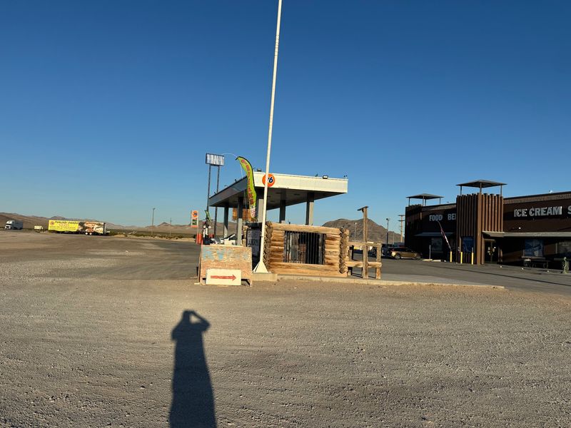 Big Rigs, RVs, And Moving Trucks All Get Room To Breathe