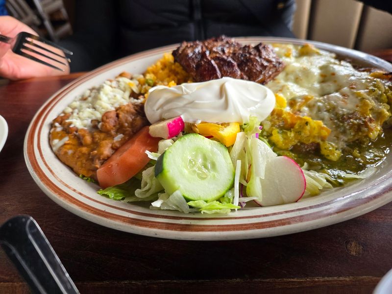 A Guadalajara Classic Steals The Spotlight
