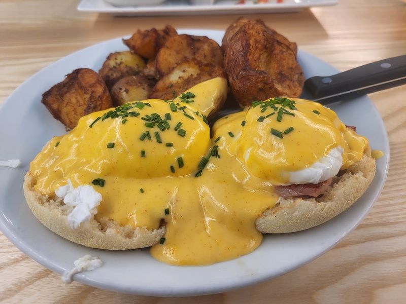 Timing Your Visit Right Can Make A Great Meal Even Better