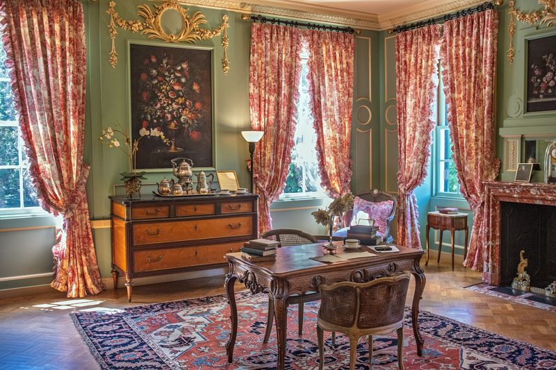 Pick Your Tour Style, From Easygoing To Expert-Led