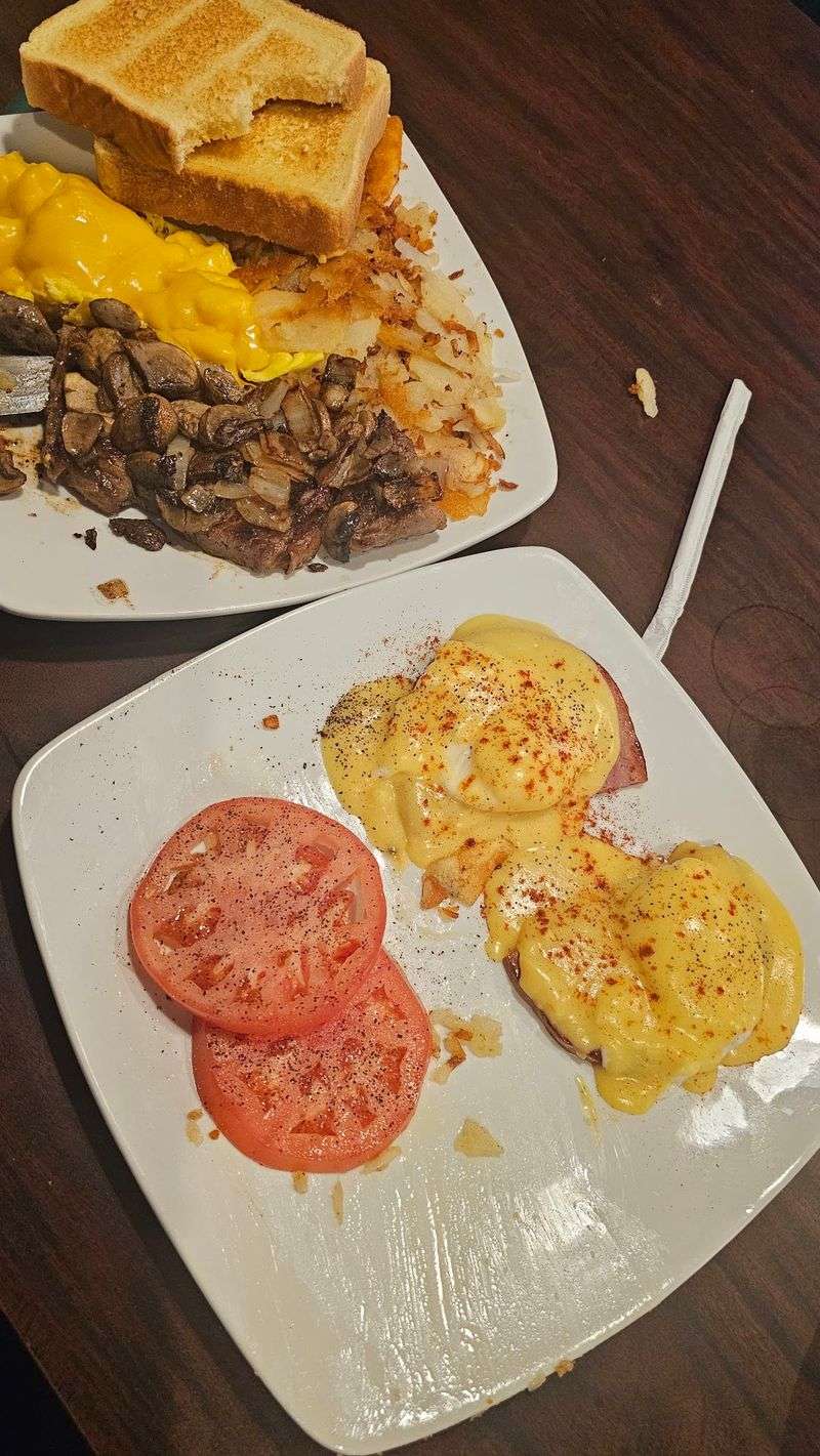 Eggs Benedict Worth Ordering Off the Menu, Too