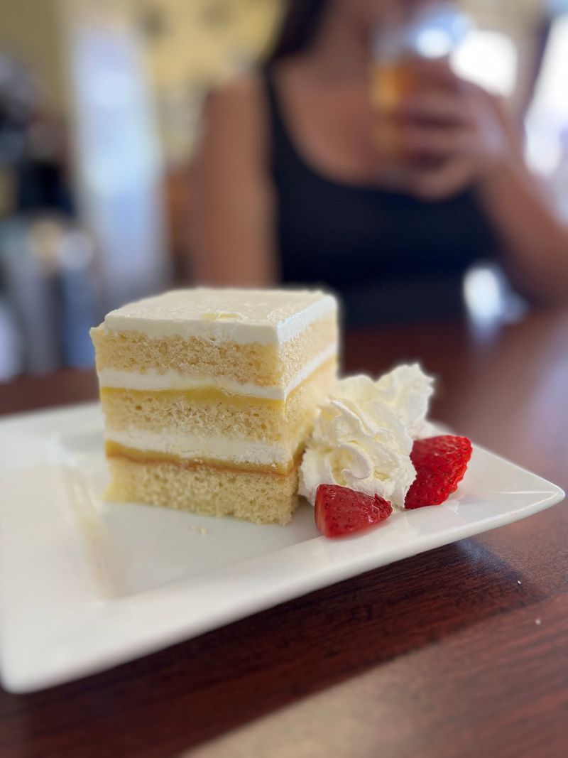 Sweet Treats And Refreshing Iced Teas