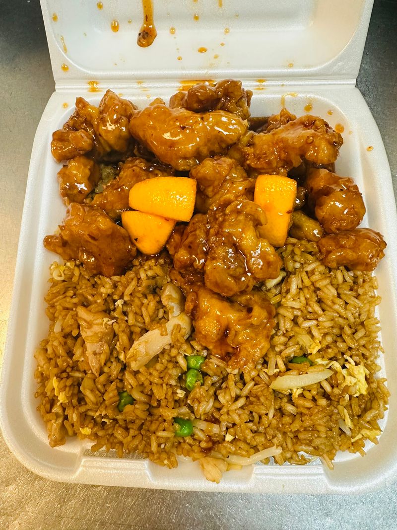 Combo Plates And Family Meals Stretch Your Budget Nicely