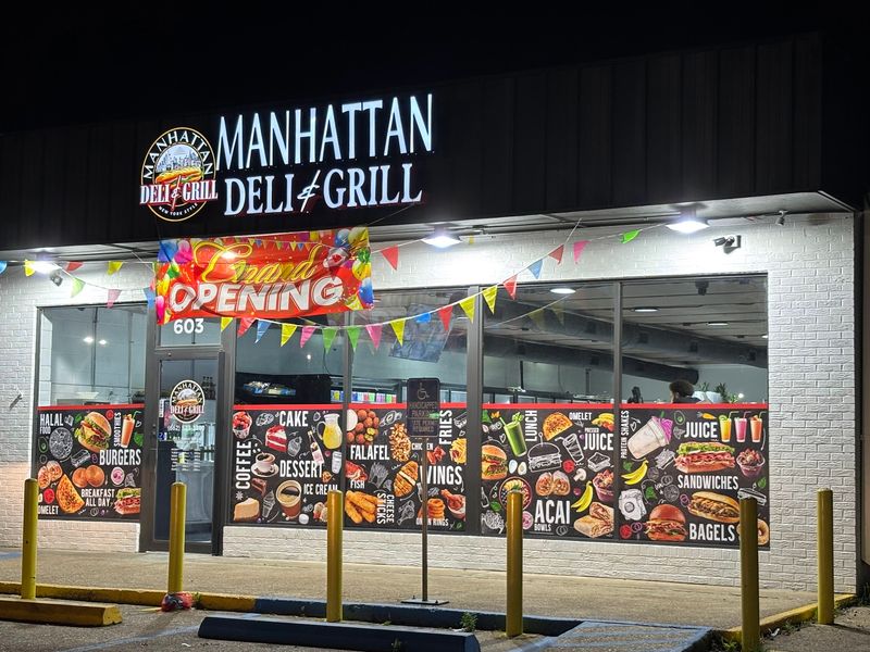 Manhattan Deli & Grill, Tupelo, MS