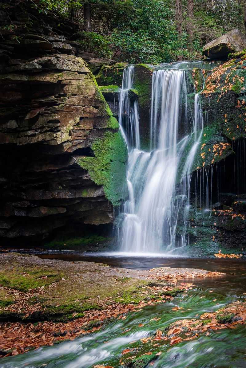 Elakala Falls, The Little Sister Worth Meeting
