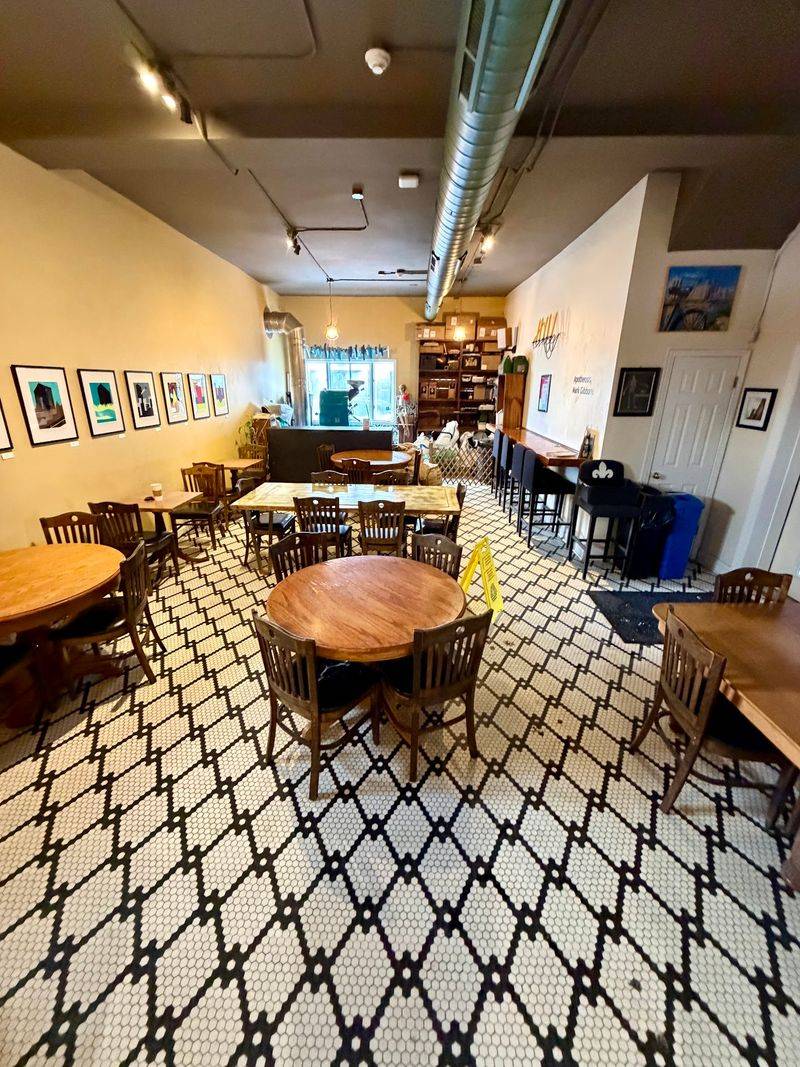 Undergrounds Coffee House and Roastery