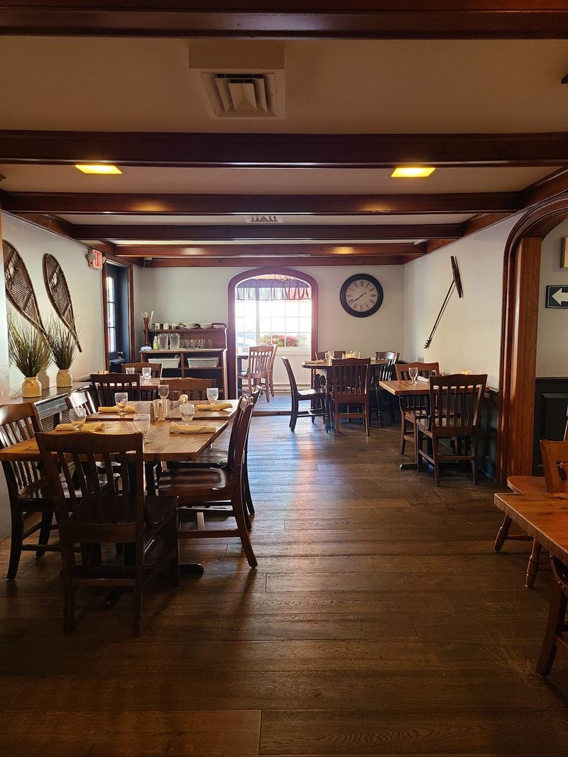 Morgan House Inn & Restaurant