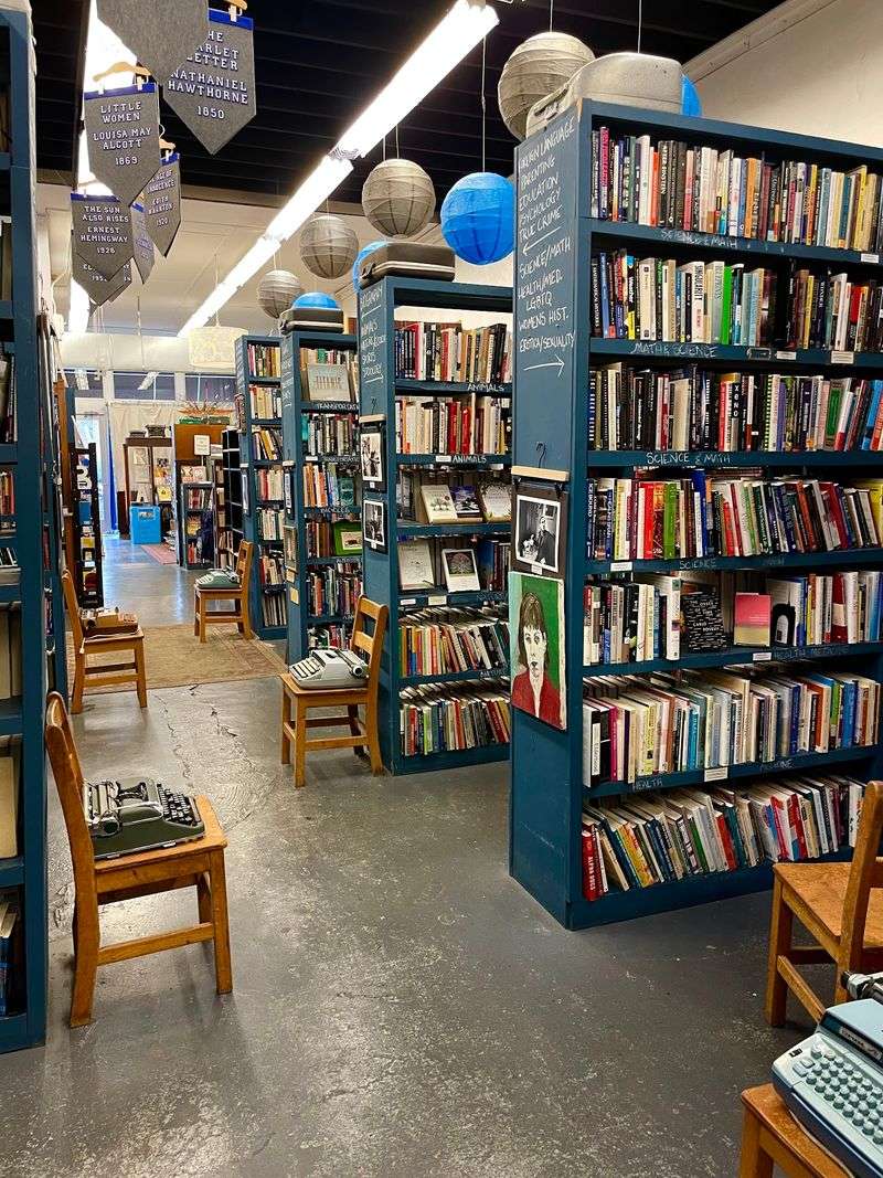 Burke's Book Store, Memphis, TN