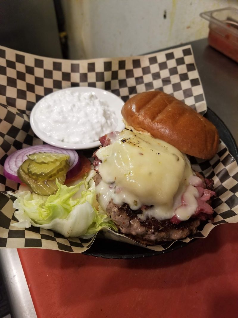 Lunch Brings Burgers Worth Pulling Over For