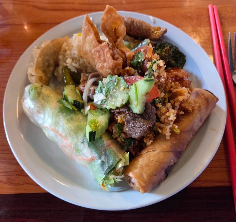 The Crispy Rice Salad That Earned Its Local Fan Club