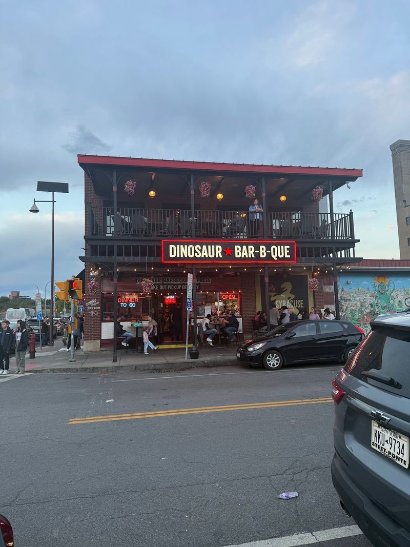 Late Night Means Live Bands And Plenty Of Rock-And-Roll Energy