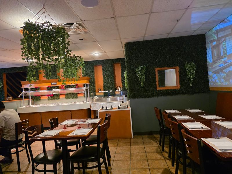 Taj Mahal Fine Indian Cuisine - Rochester