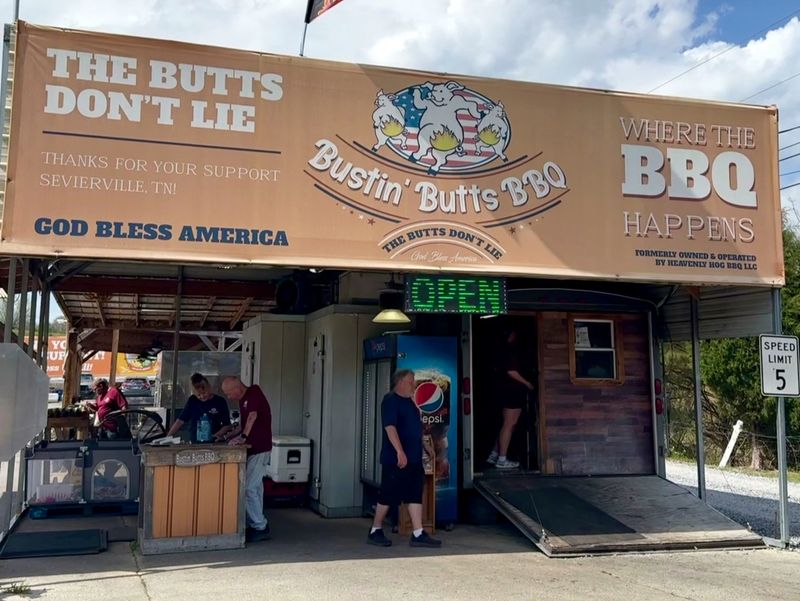 Bustin' Butts BBQ/210 Produce