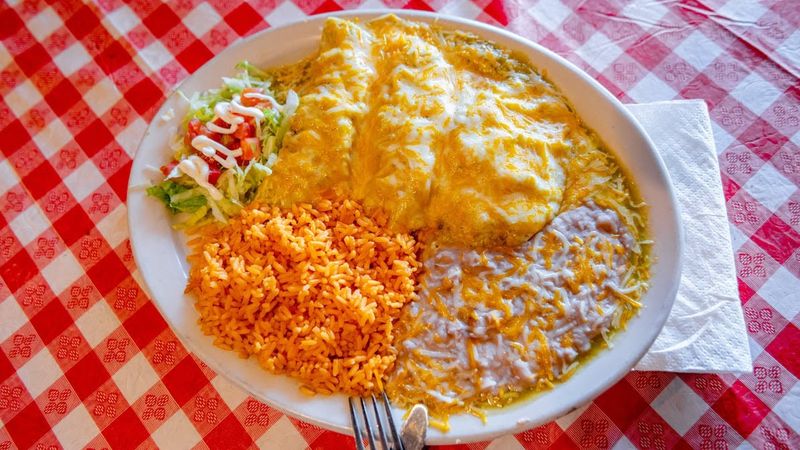 Los Magueyes Restaurant