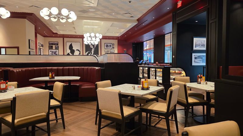 Du-par's Restaurant and Bakery