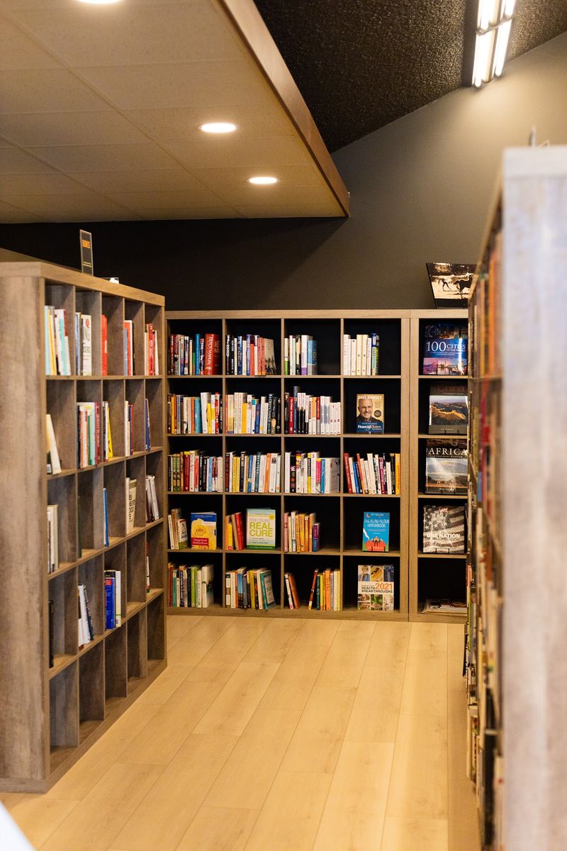 Reliant Bookstore