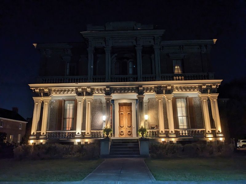 Two Rivers Mansion